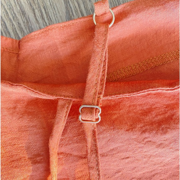 Burnt orange top Size M NWOT - Picture 6 of 9